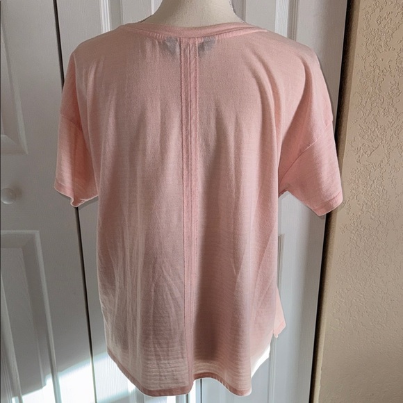 The North Face Blush Pink Women's Short Sleeve Tee - Picture 3 of 3